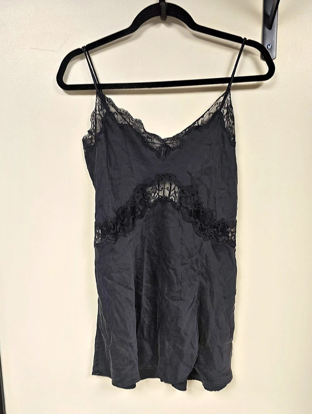 Victoria Secret Lace Trim Camisole Size LARGE